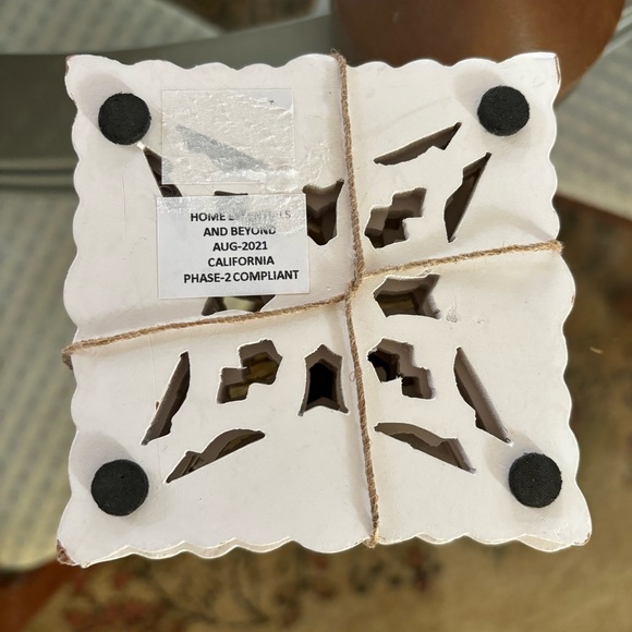 The Artisan Market Set of 4 Carved Wood Coasters Ivory - Picture 4 of 6